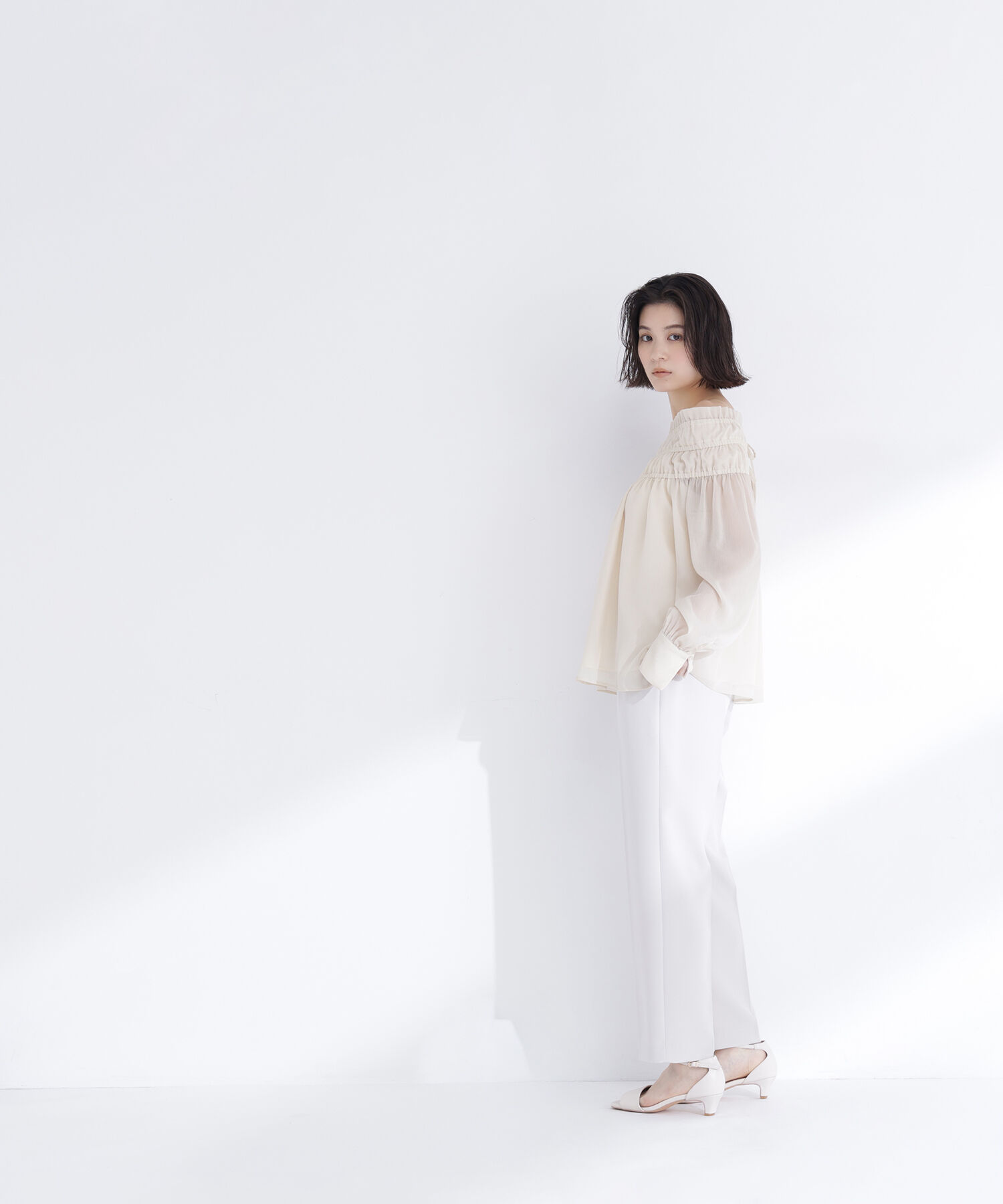  「シャーリングショルダーブラウス」|シャツ・ブラウス|