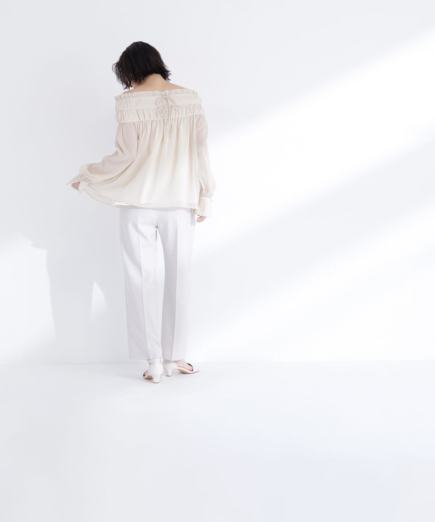  「シャーリングショルダーブラウス」|シャツ・ブラウス|