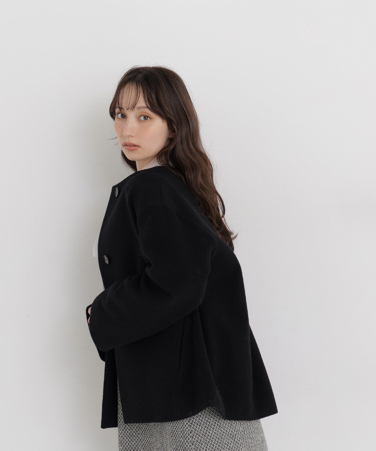  「＜EC限定カラー：イエロー＞カシミヤブレンドハーフコート 26AW」|ブルゾン・スタジャン|