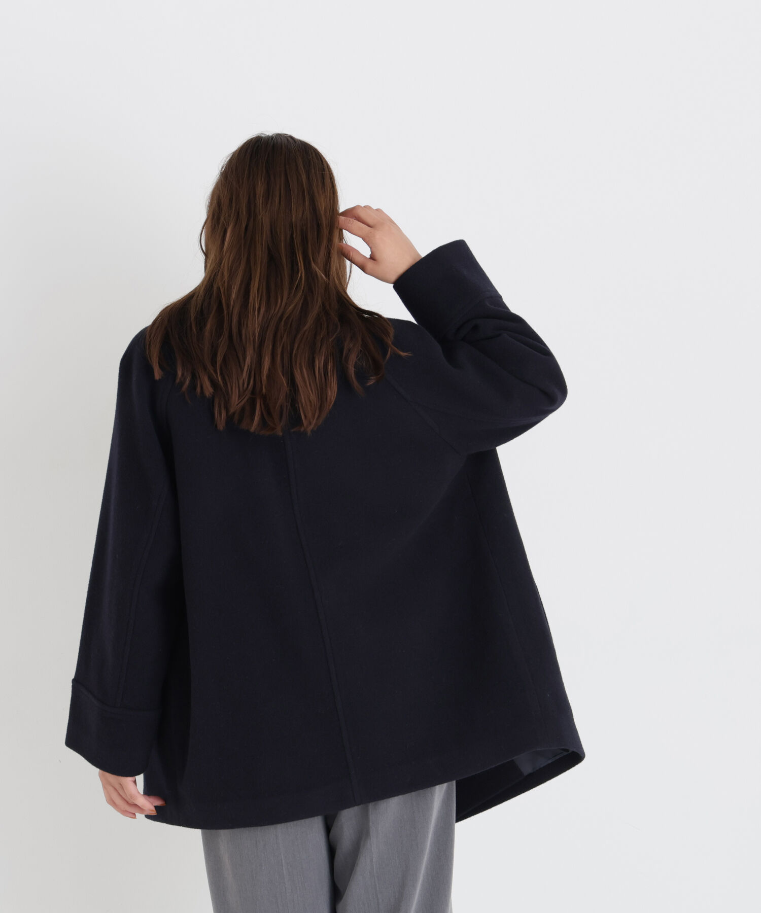  「ダブルブレストミドルコート 26AW」|ブルゾン・スタジャン|