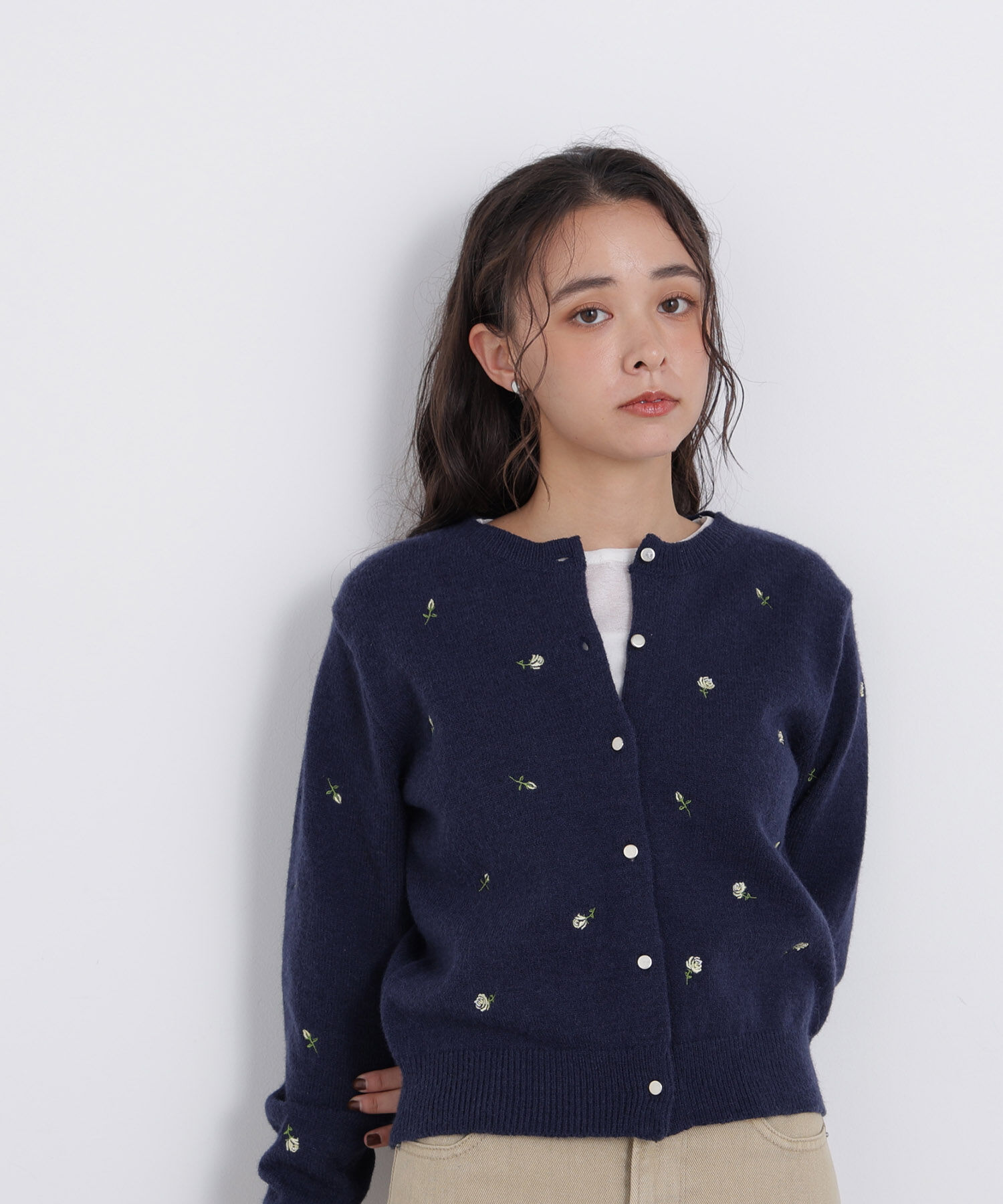  「〈N.〉ローズ刺繍カーディガン　26AW」|ニット・セーター|ネイビー系2