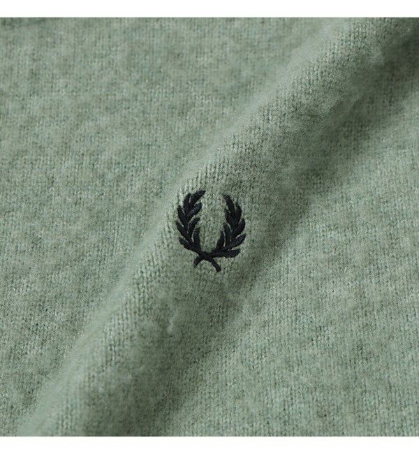 BEAMS「【別注】FRED PERRY / フラッフィ クルーネックニット」|ニット・セーター|