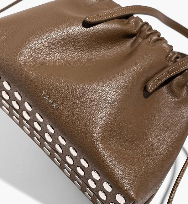 Rouge vif「【YAHKI】YH-827 HAND BAG/巾着バッグ/スタッズ/レザーバッグ」|ハンドバッグ|