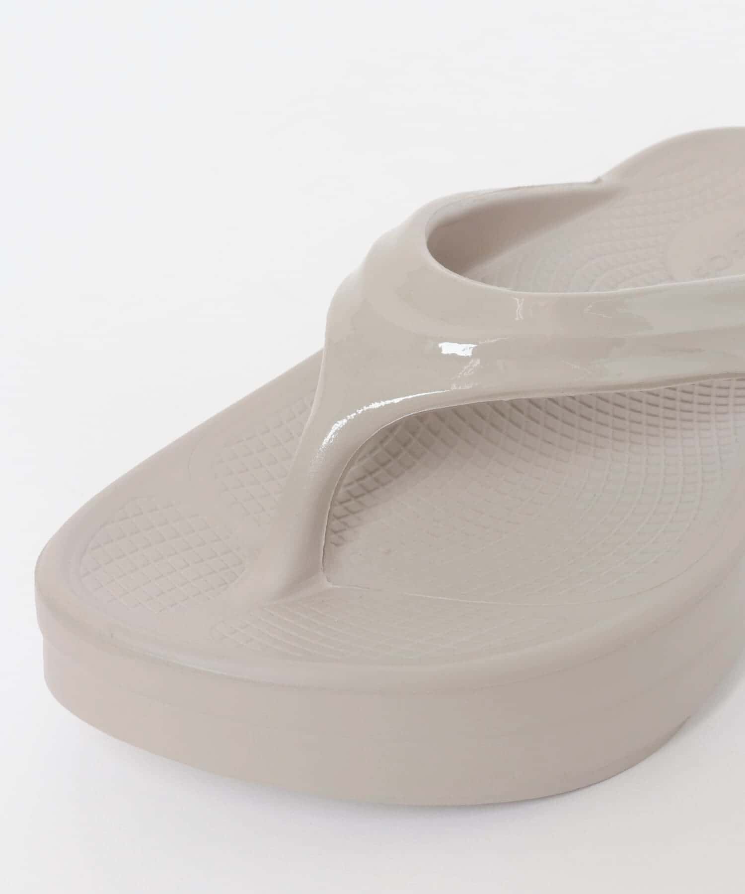 URBAN RESEARCH DOORS「OOFOS　OOMEGA」|サンダル|