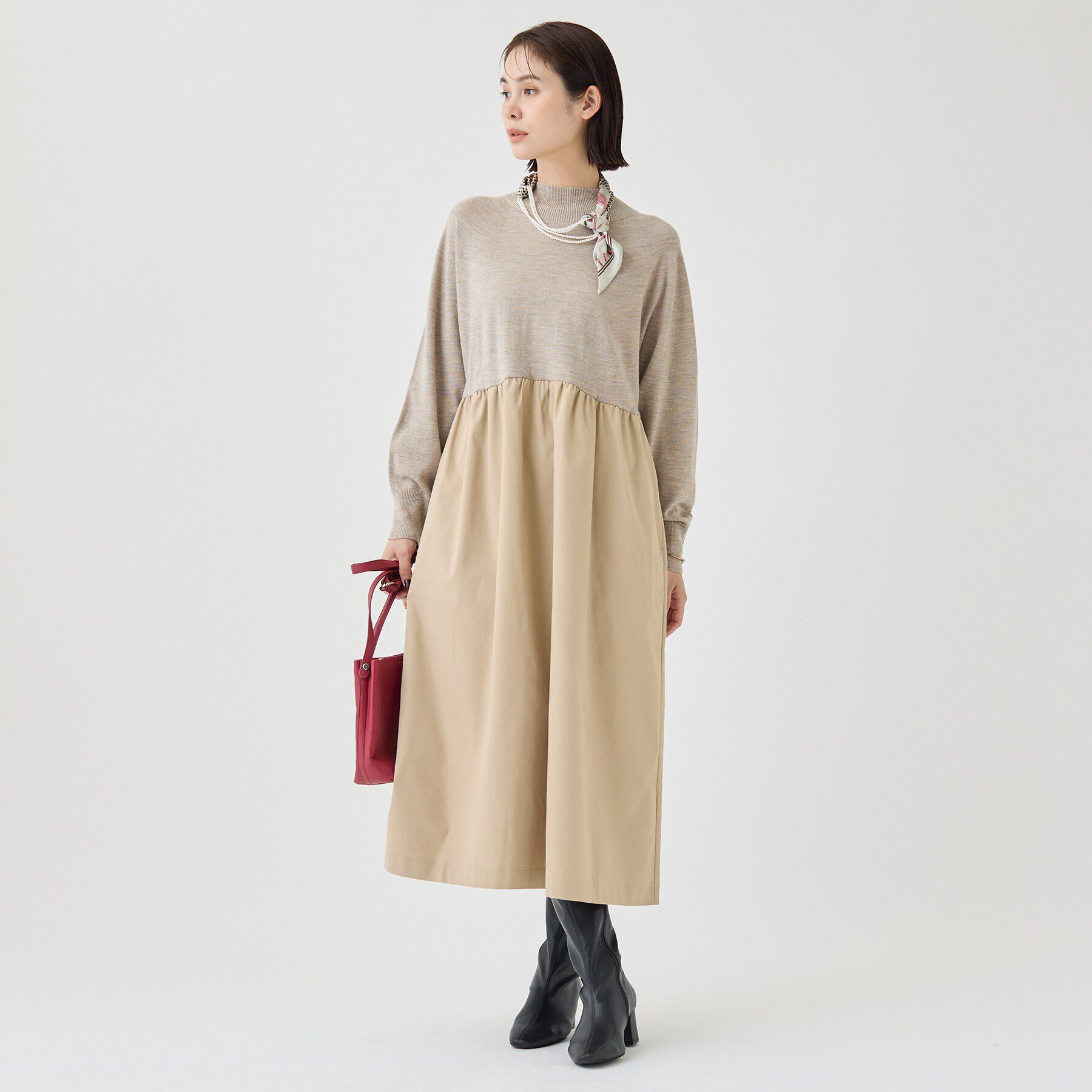 INDIVI「【1枚でコーデ完成！／体型カバー】布帛コンビウール混ニットワンピース」|ワンピース|