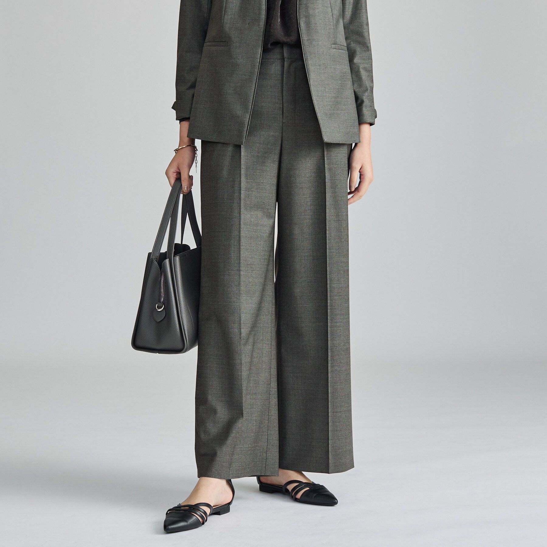INDIVI「【日本製／良質スーツ】ワイドパンツ」|その他|チャコールグレー(9