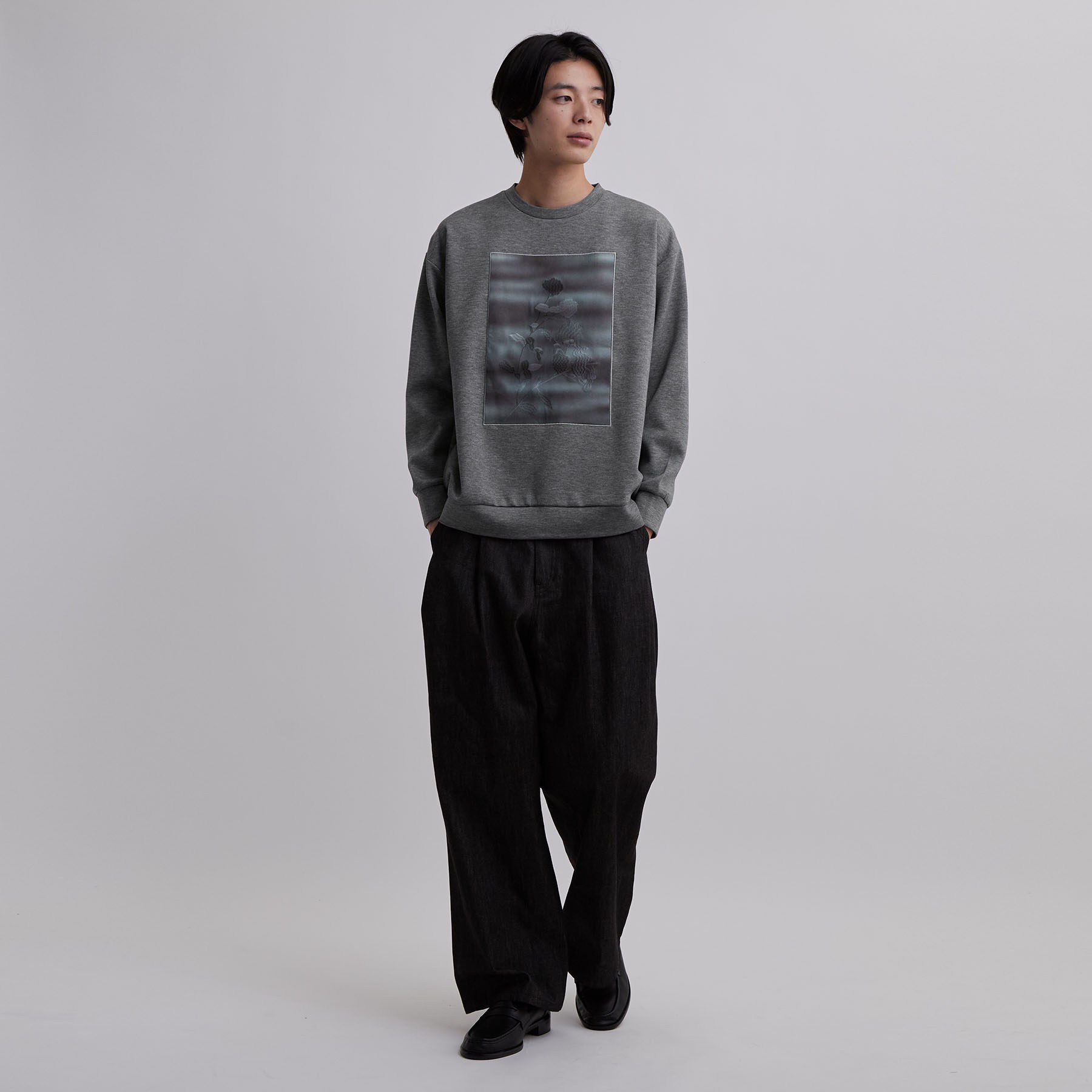 tk.TAKEO KIKUCHI「フラワー刺繍グラフィックスウェット」|パーカー|
