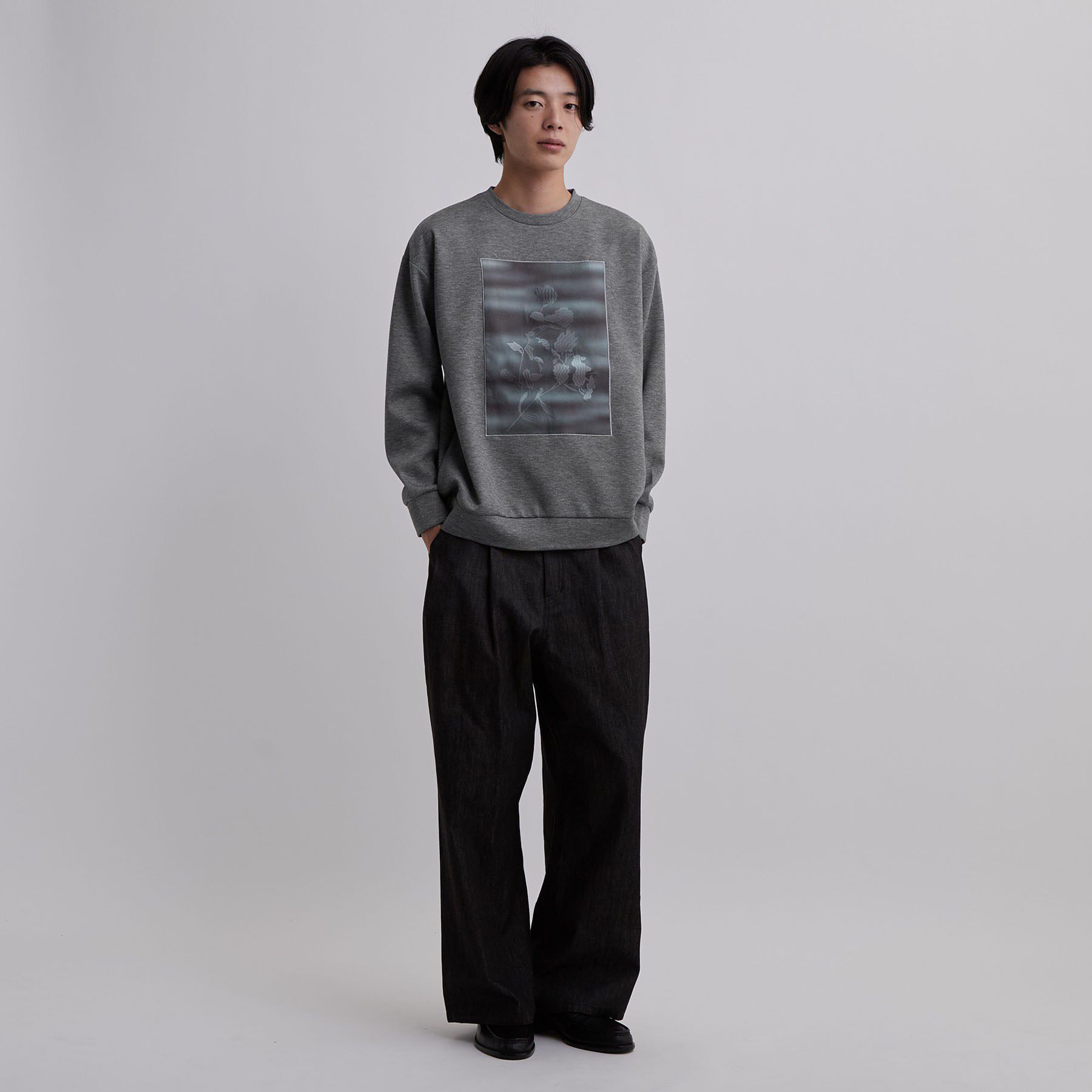 tk.TAKEO KIKUCHI「フラワー刺繍グラフィックスウェット」|パーカー|