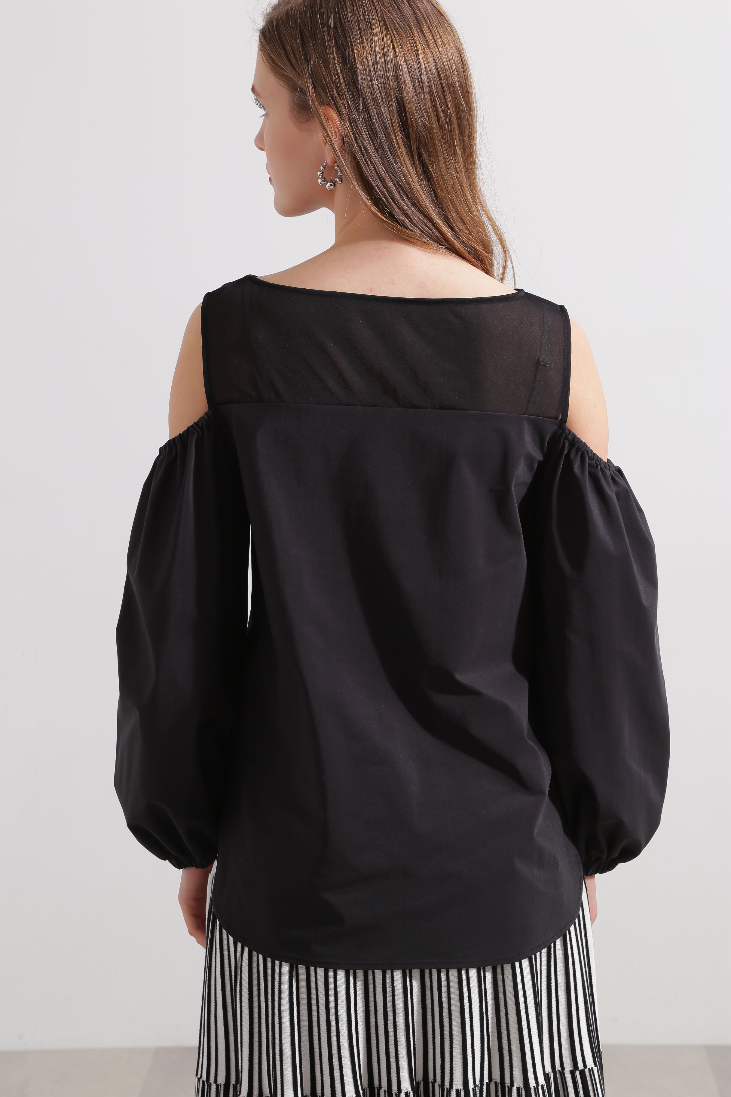  「オフショルダーカットソートップス」|Tシャツ・カットソー|