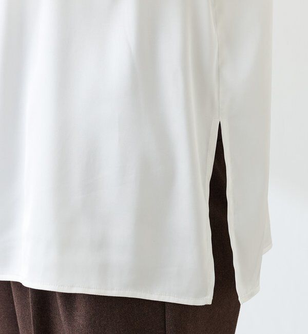  「【ロングシーズン使える】袖カフスデザインTブラウス」|シャツ・ブラウス|