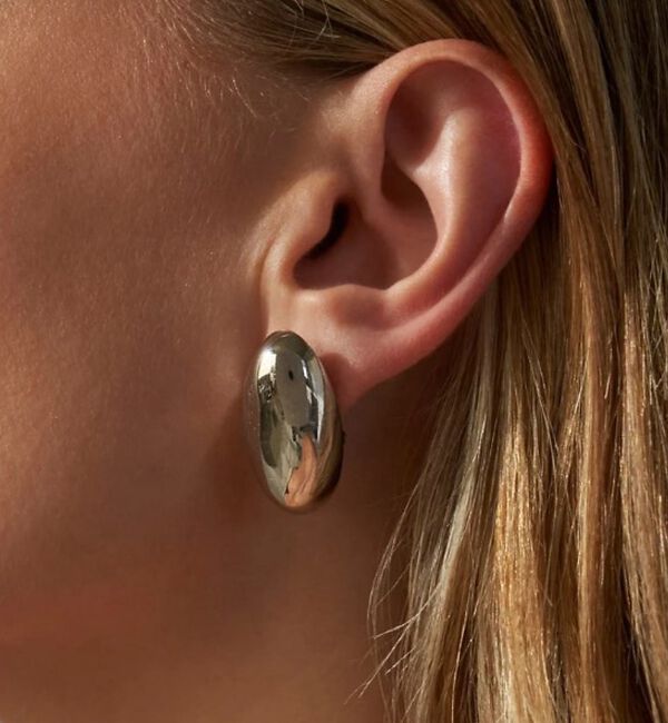 Rouge vif「【LILI CLASPE/リリクラスプ】KEIREN DOME EARRINGS」|ピアス|ゴールド