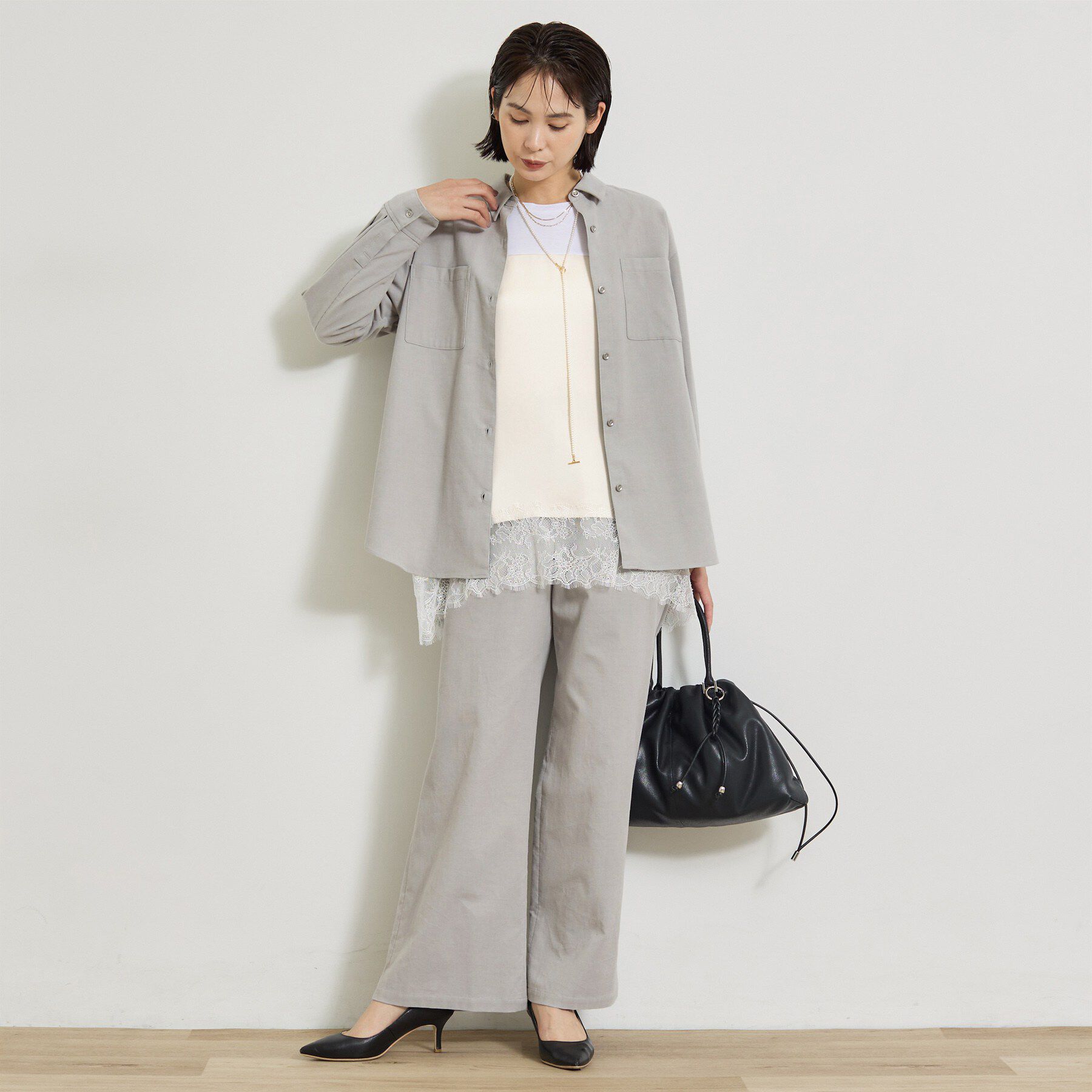 INDIVI「【お腹・腰カバー】サテン切替 レースヘムロングトップス」|Tシャツ・カットソー|