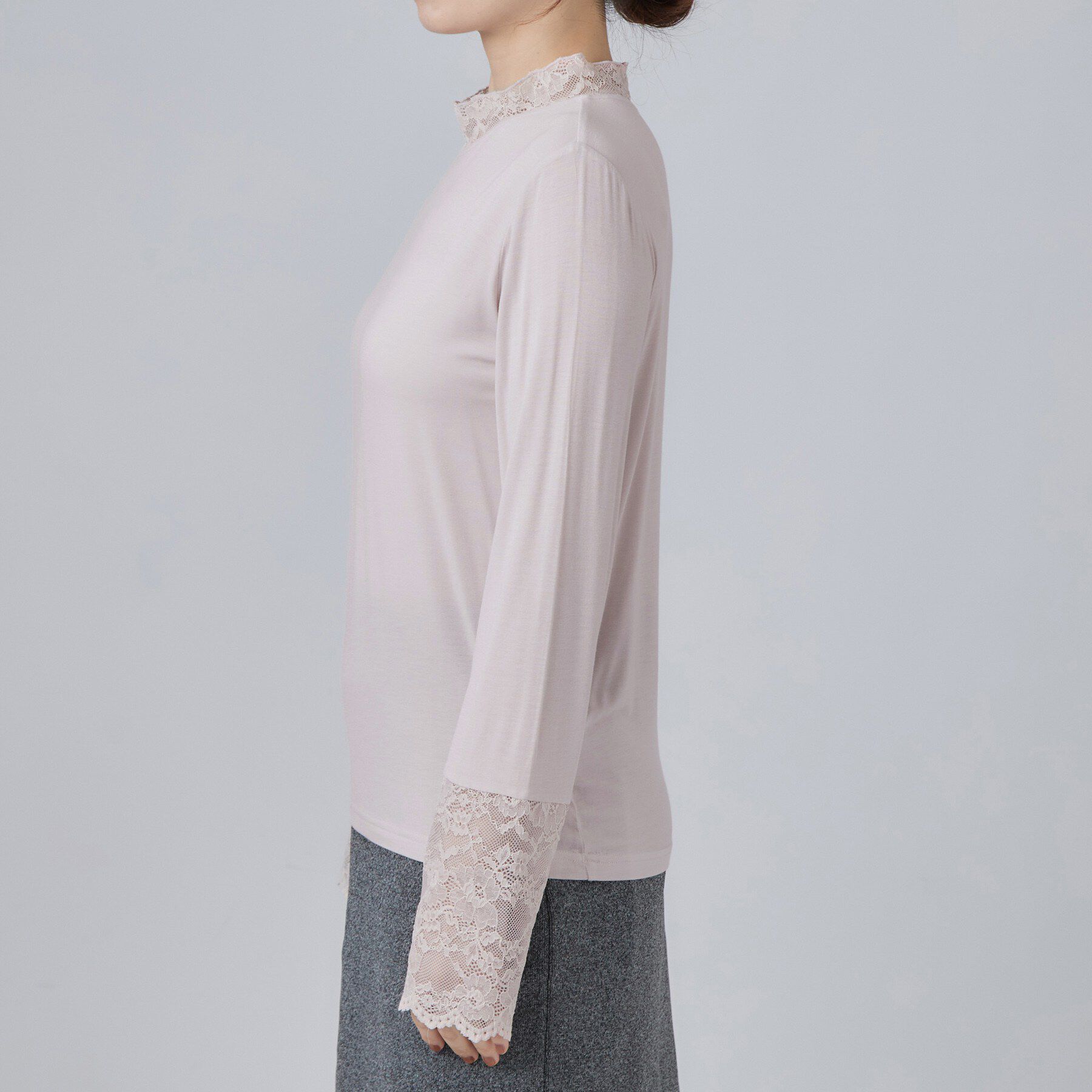 SHOO･LA･RUE「【S-LL/洗濯機可/吸湿発熱】レース付き「見せる」インナー」|Tシャツ・カットソー|
