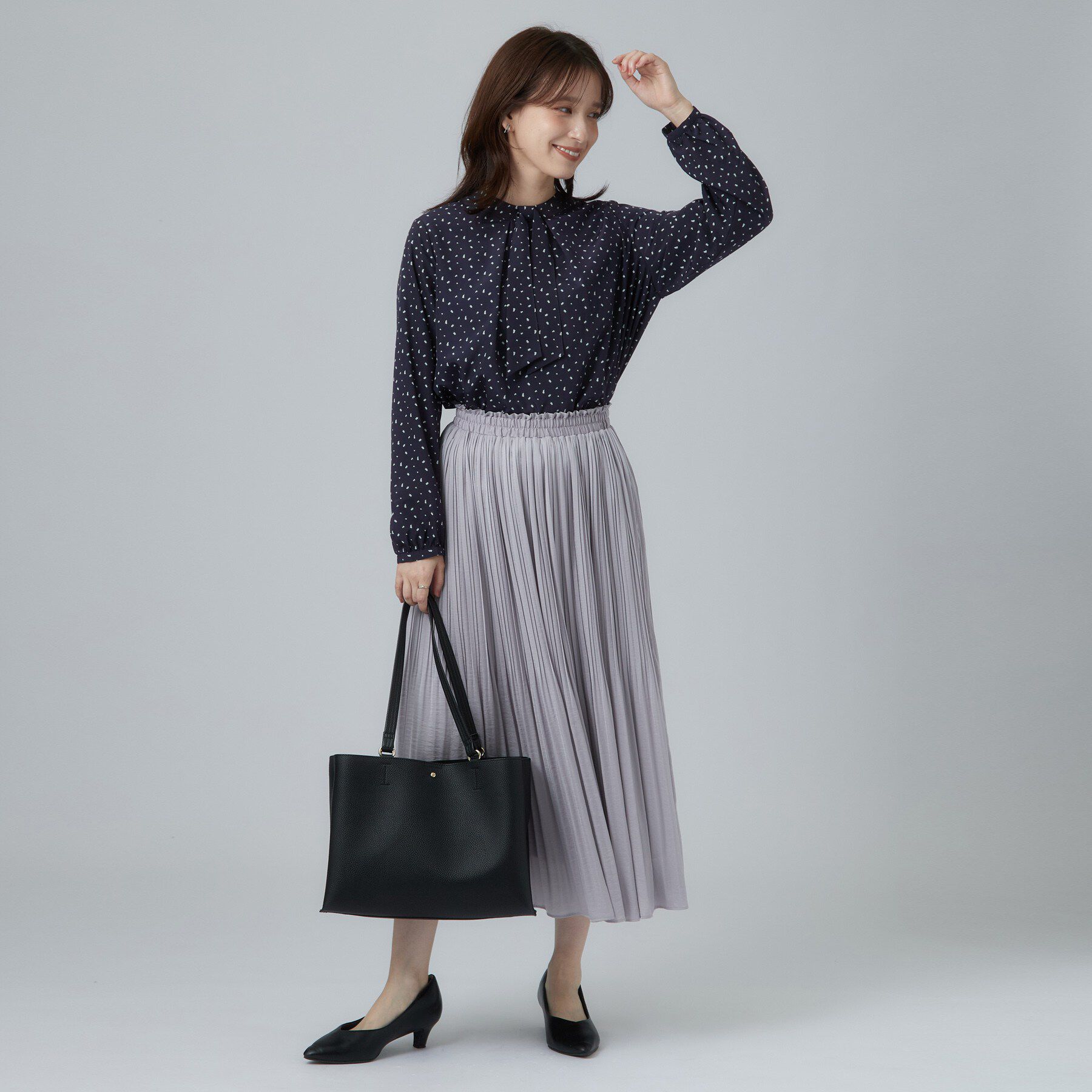 SHOO･LA･RUE「【あったか/通勤/セレモニー】裏地にヒミツ ボウタイ風 裏起毛ブラウス」|シャツ・ブラウス|