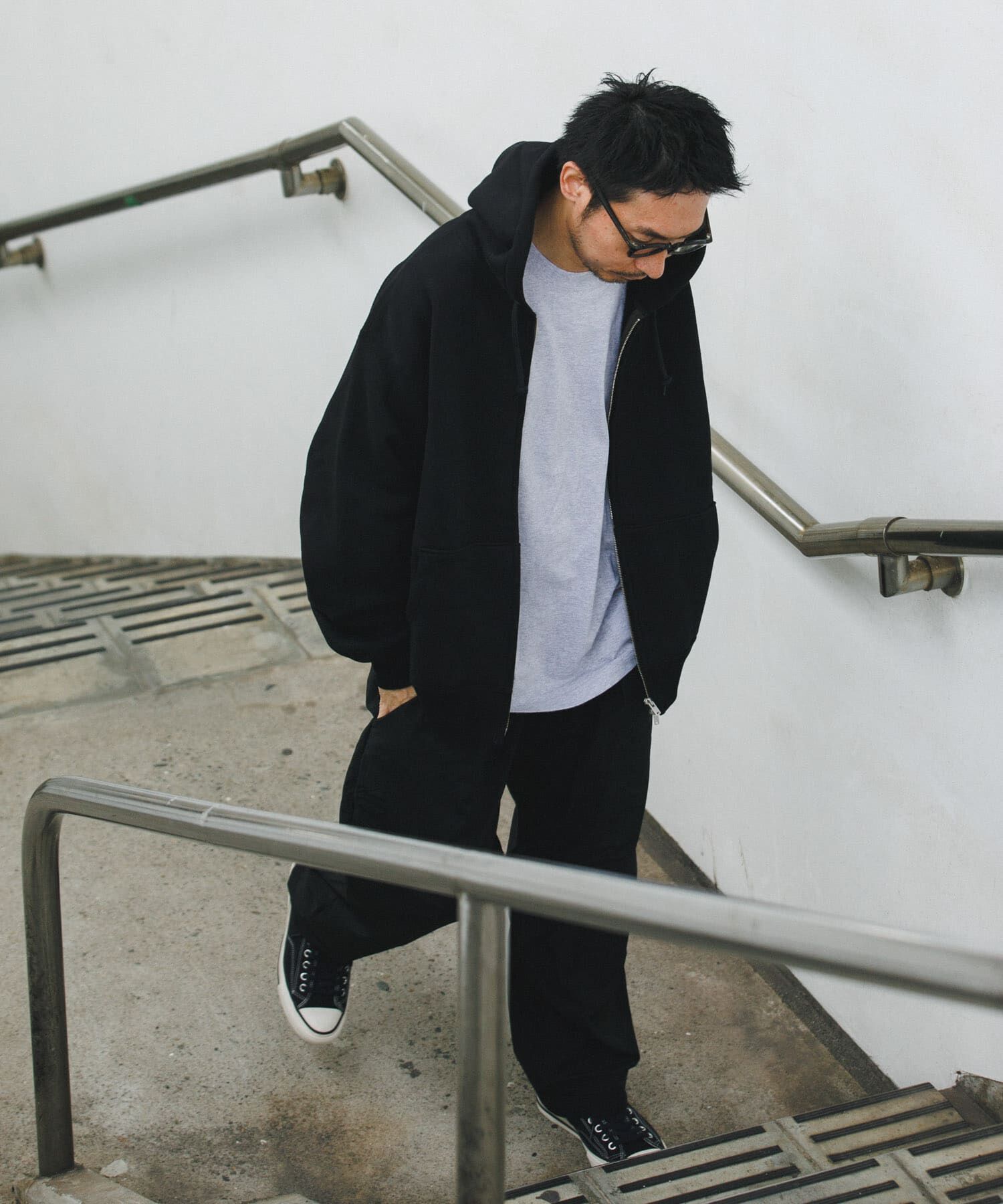 URBAN RESEARCH「Logic One　SWEAT ZIP PARKA」|パーカー|