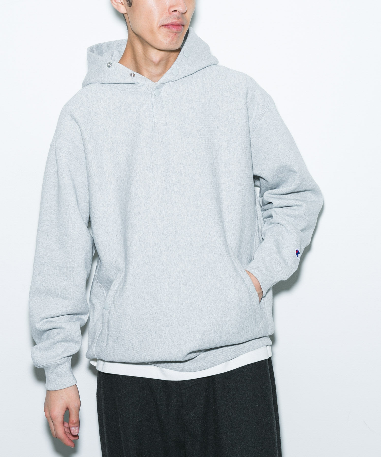 URBAN RESEARCH DOORS「『別注』Champion&times;DOORS　HALF SNAP PARKA」|パーカー|