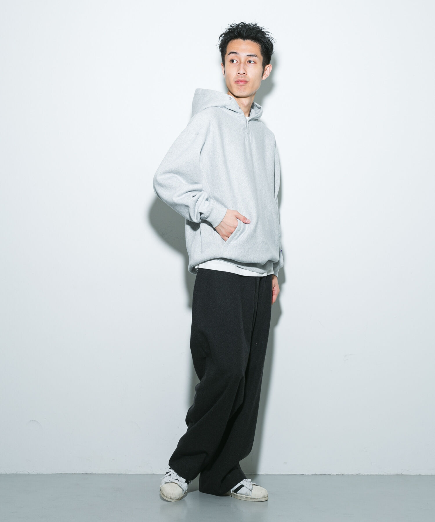 URBAN RESEARCH DOORS「『別注』Champion&times;DOORS　HALF SNAP PARKA」|パーカー|
