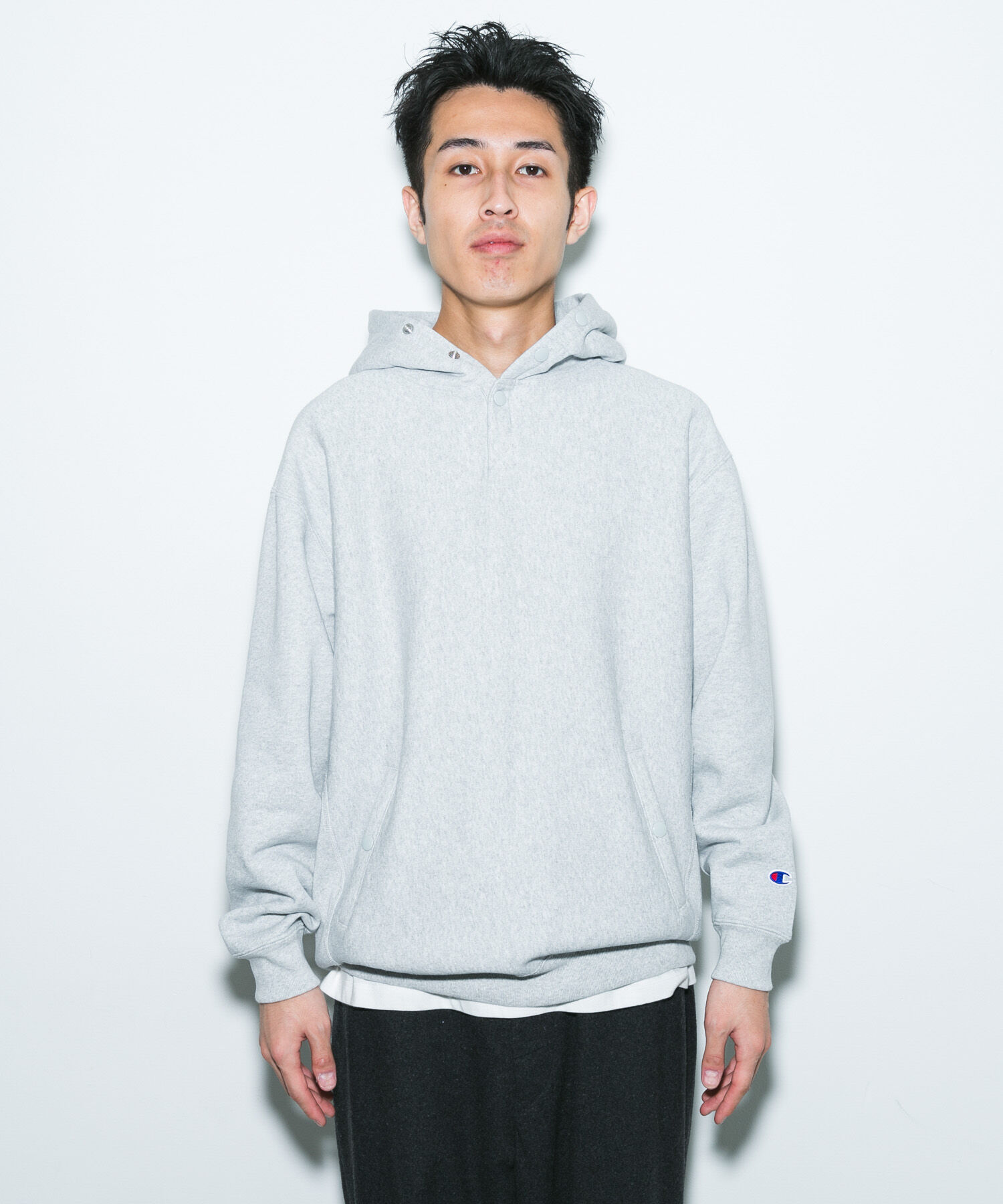 URBAN RESEARCH DOORS「『別注』Champion&times;DOORS　HALF SNAP PARKA」|パーカー|
