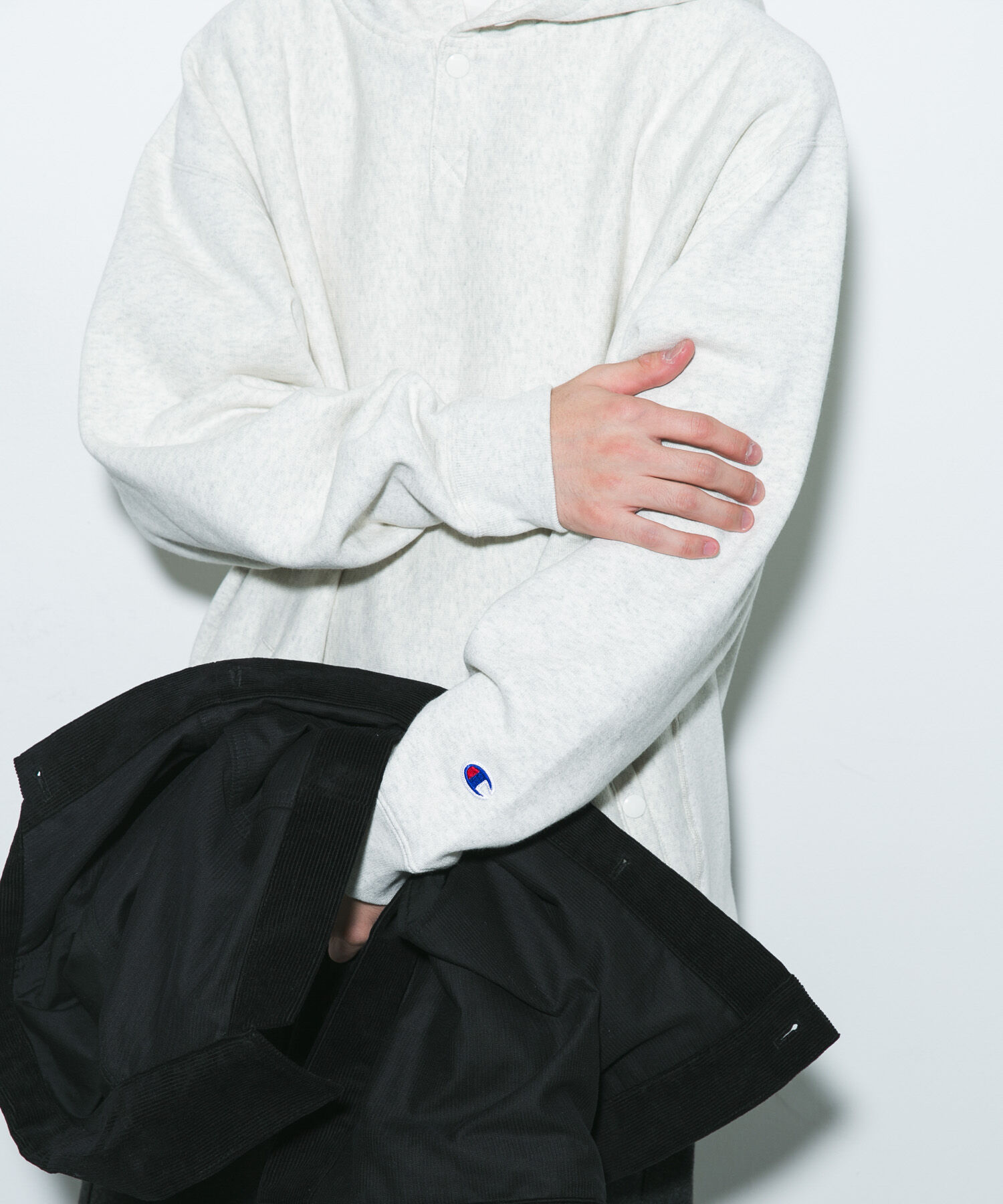URBAN RESEARCH DOORS「『別注』Champion&times;DOORS　HALF SNAP PARKA」|パーカー|