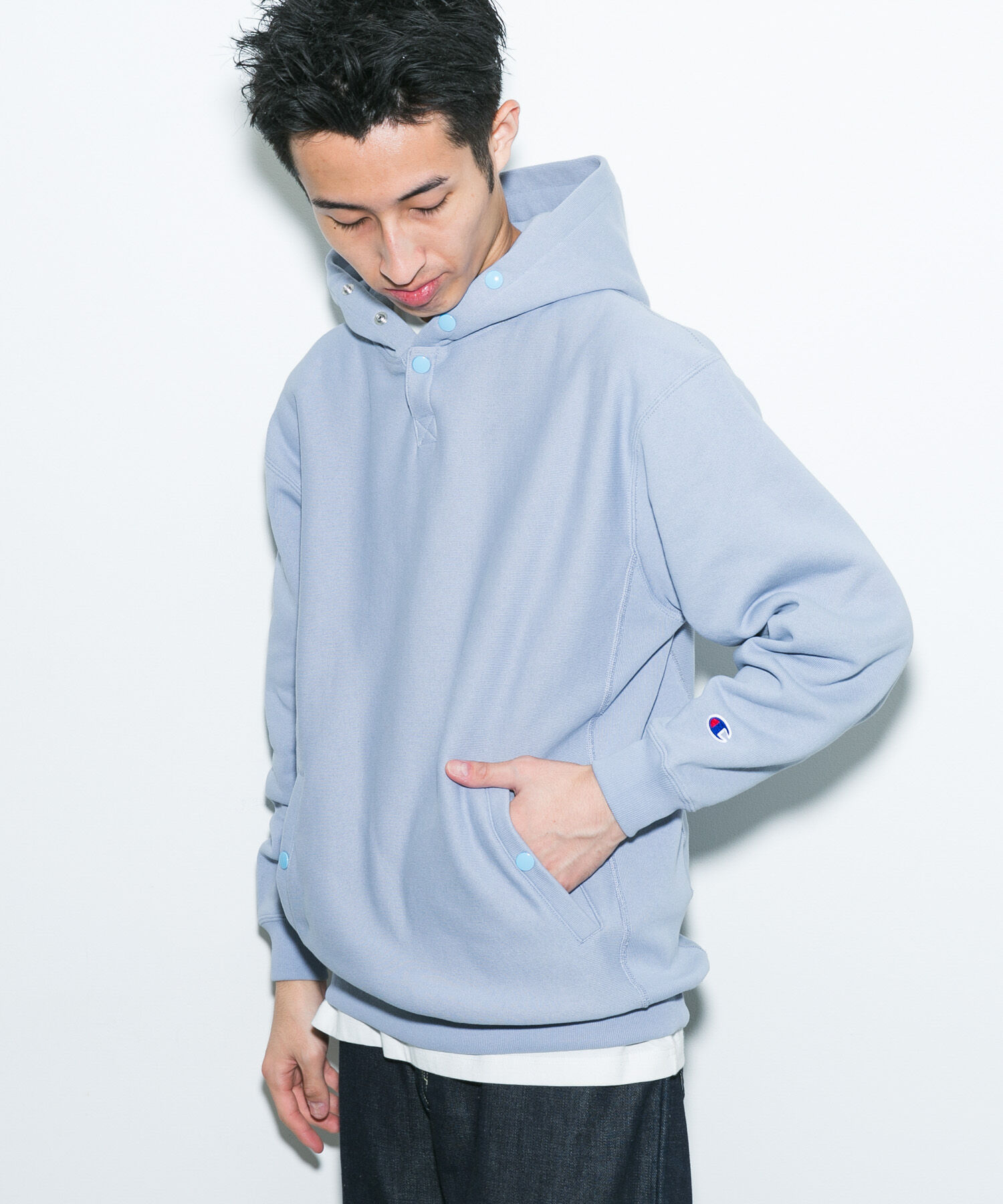 URBAN RESEARCH DOORS「『別注』Champion&times;DOORS　HALF SNAP PARKA」|パーカー|