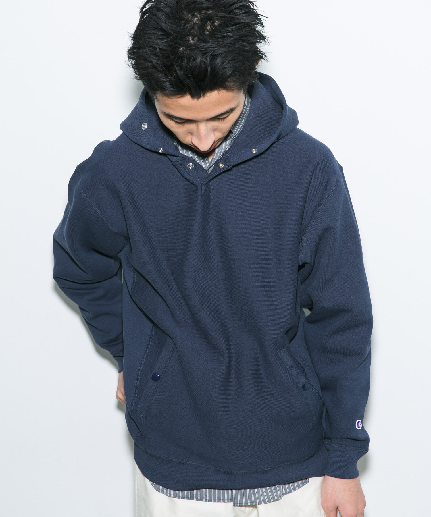 URBAN RESEARCH DOORS「『別注』Champion&times;DOORS　HALF SNAP PARKA」|パーカー|