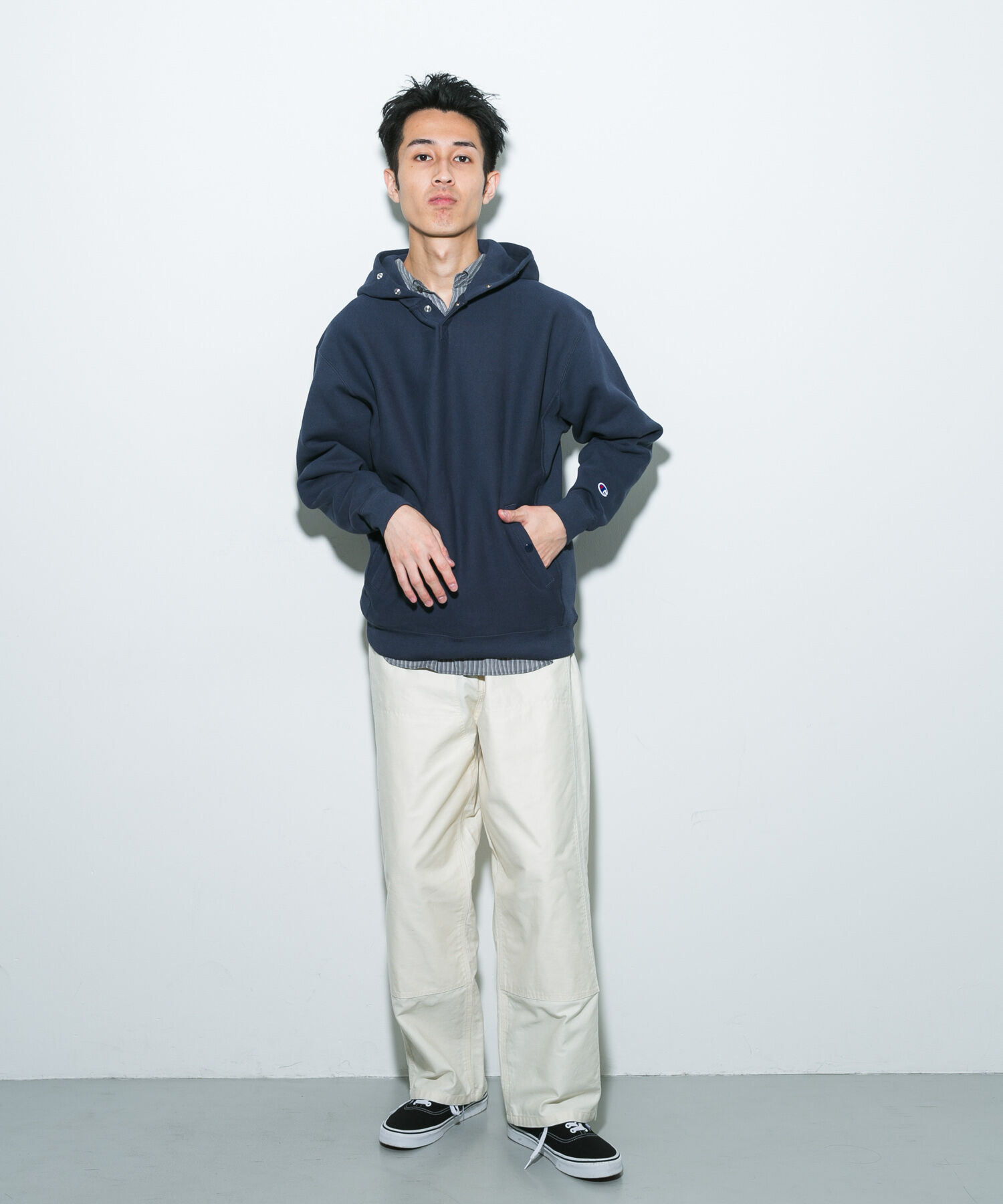 URBAN RESEARCH DOORS「『別注』Champion&times;DOORS　HALF SNAP PARKA」|パーカー|