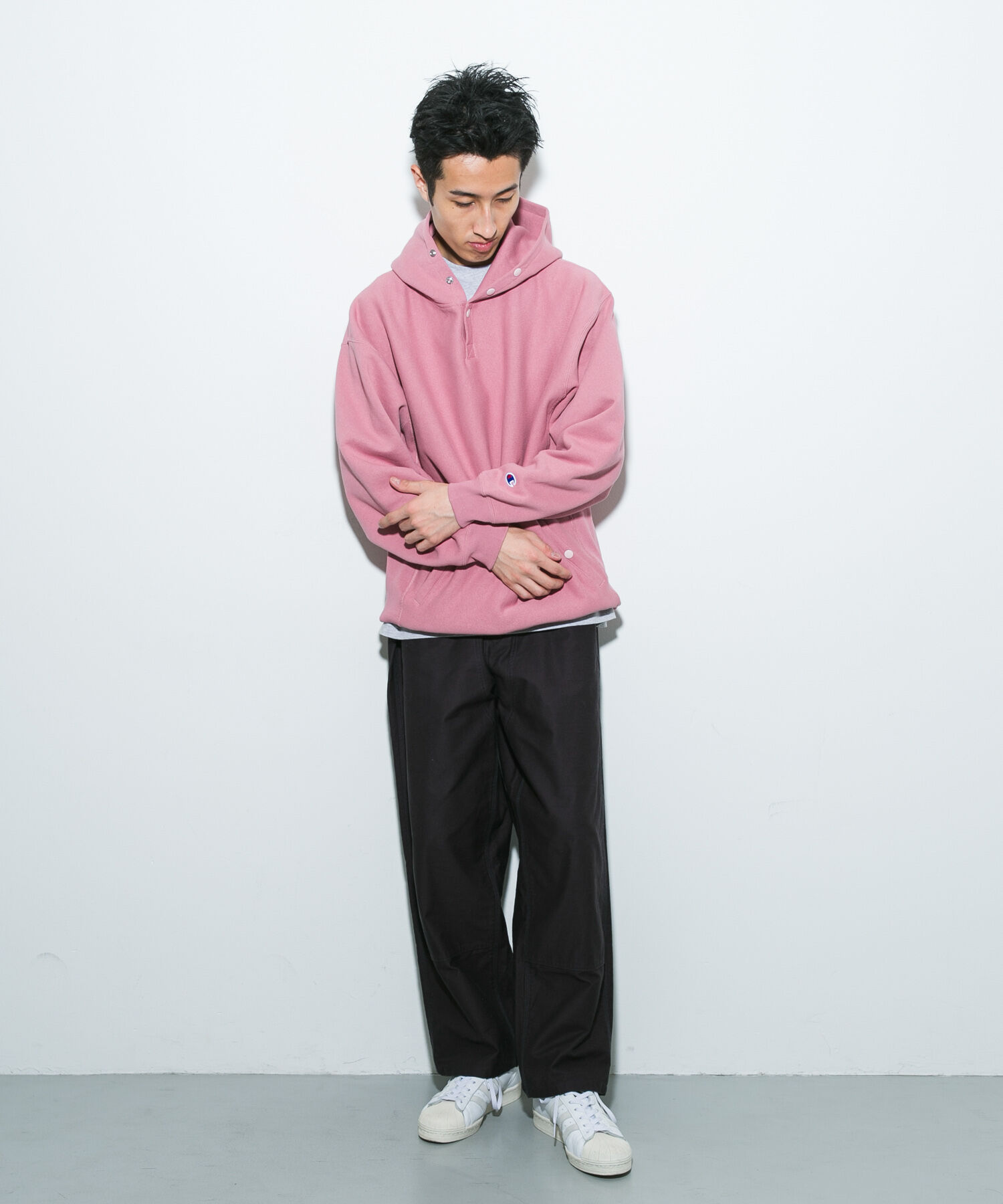 URBAN RESEARCH DOORS「『別注』Champion&times;DOORS　HALF SNAP PARKA」|パーカー|