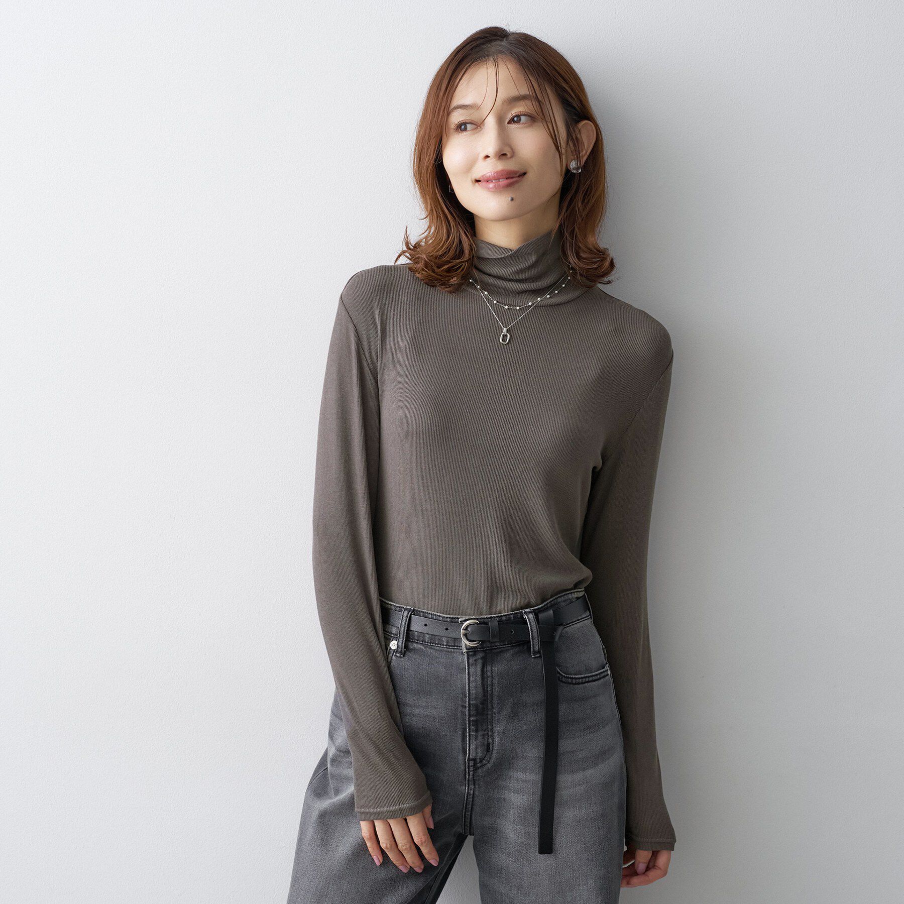 UNTITLED「【吸湿発熱】ハイネックインナー」|Tシャツ・カットソー|チャコールグレー(0