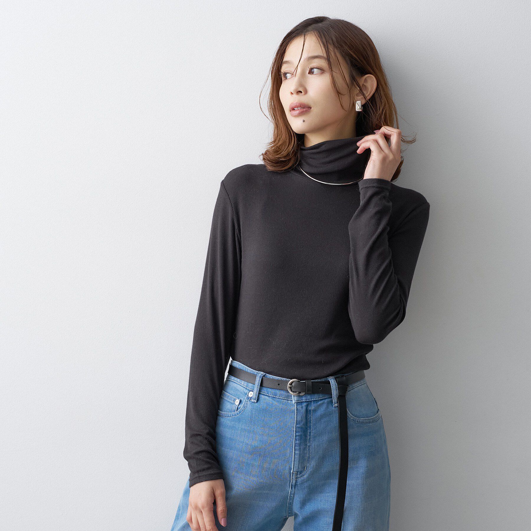 UNTITLED「【吸湿発熱】ハイネックインナー」|Tシャツ・カットソー|ブラック(019)