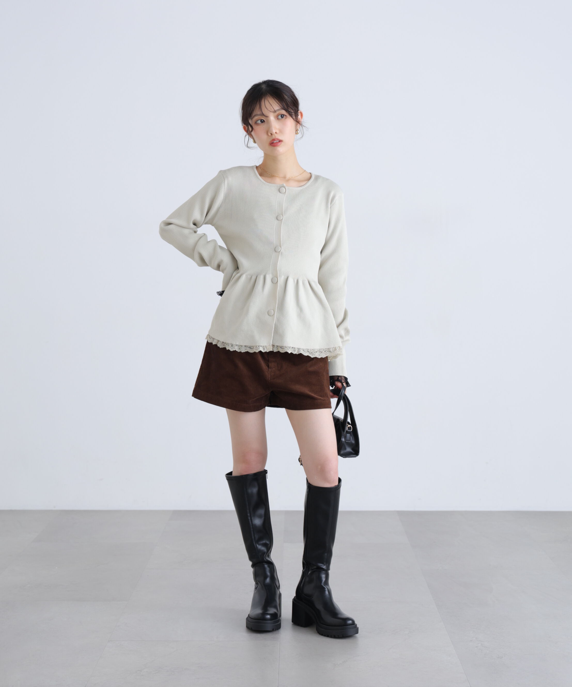  「＜一部追加生産予約＞ペプラム裾レースカーデ」|ニット・セーター|