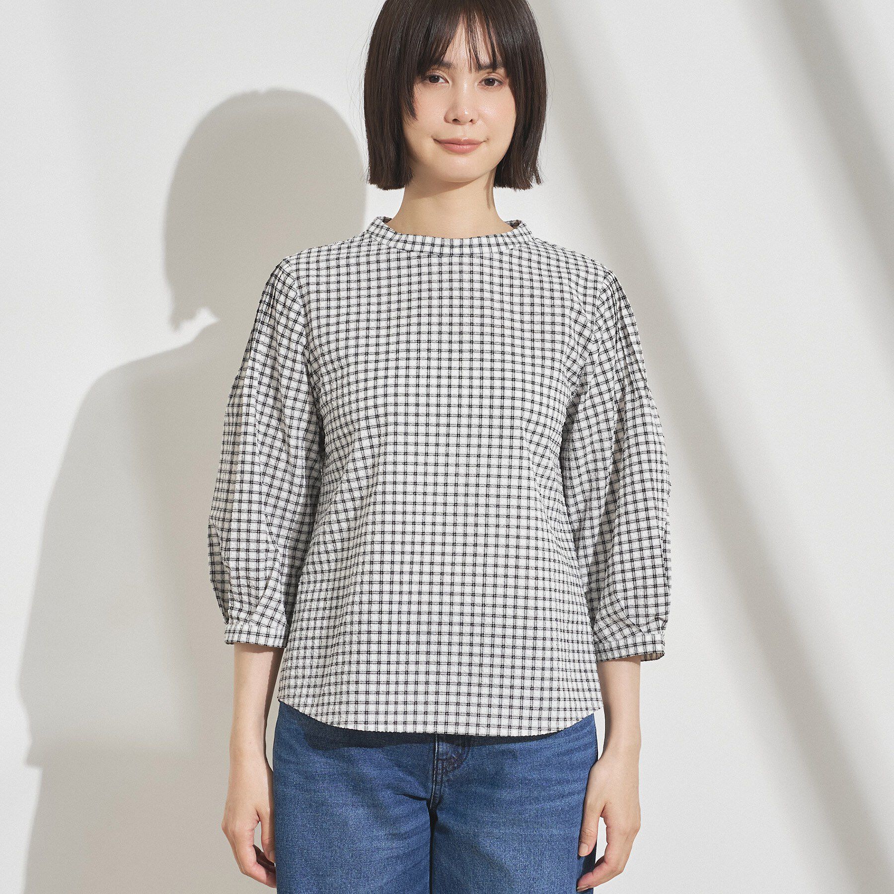 INDIVI「【初秋にピッタリ！／洗える】凹凸素材ミニスタンドトップス」|Tシャツ・カットソー|