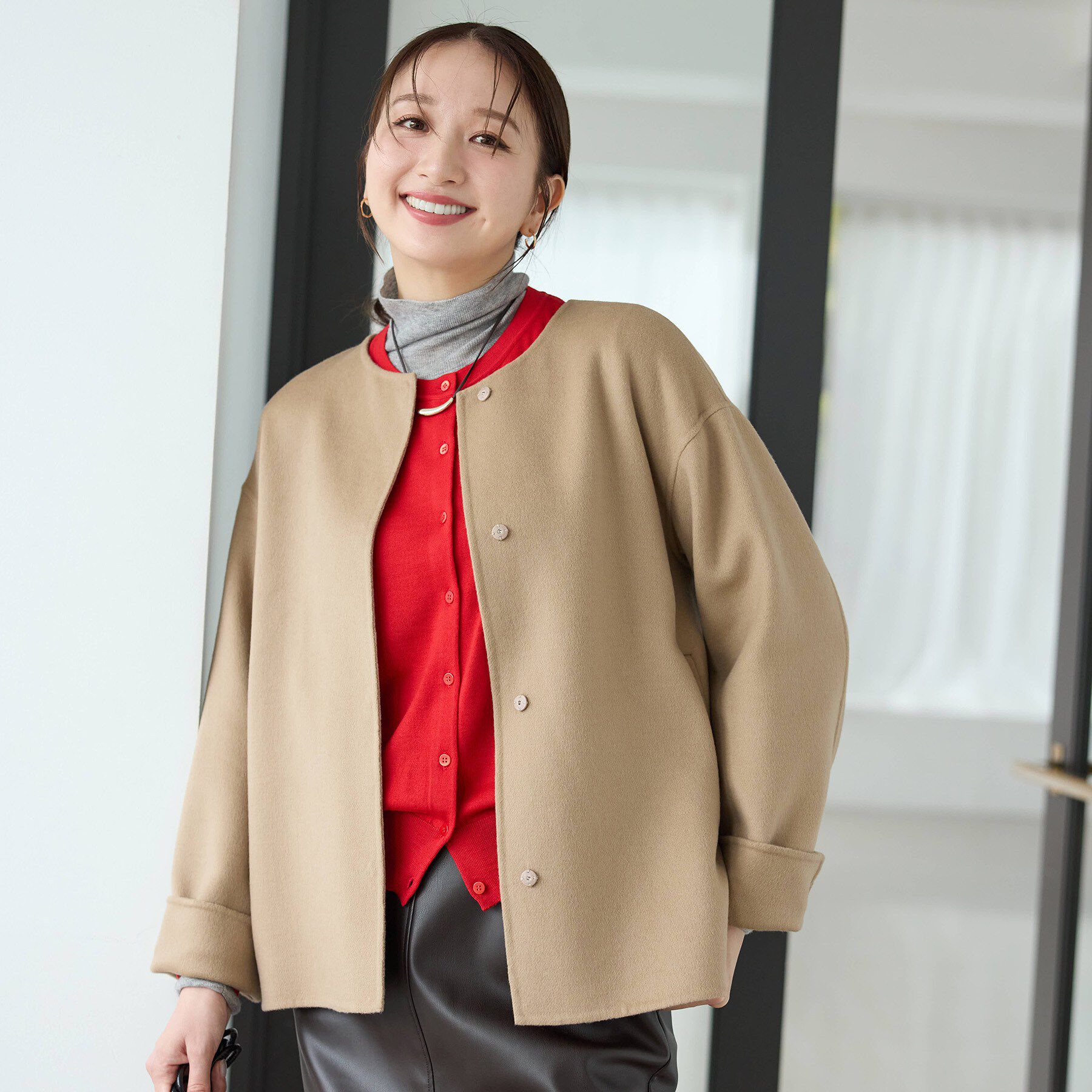 INDIVI「【ウール混／配色】ショート丈リバー丸首コート」|ノーカラーコート|キャメルブラウン(0