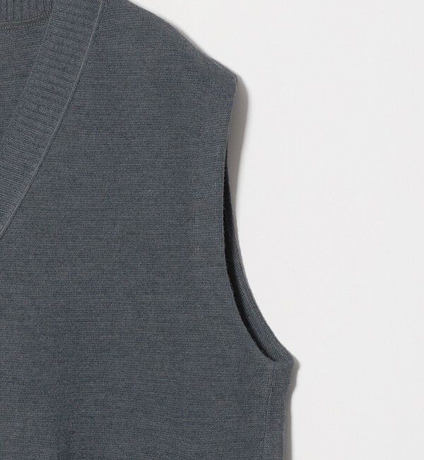 UNITED ARROWS「＜MARILYN MOON＞マルチ ボタン Vネック ベスト」|ベスト・ジレ|