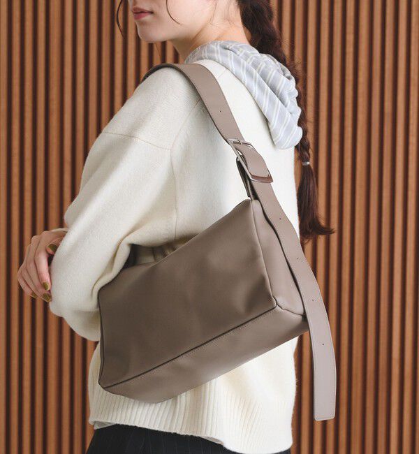 BEAUTY&YOUTH UNITED ARROWS「スクエア ビッグバックル ショルダーバッグ」|ショルダー・メッセンジャー|