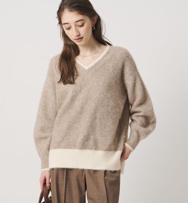 UNITED ARROWS「フォックスカシミヤ スパンコール Vネック ニット」|ニット・セーター|