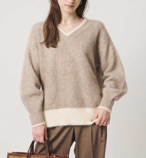 UNITED ARROWS「フォックスカシミヤ スパンコール Vネック ニット」|ニット・セーター|