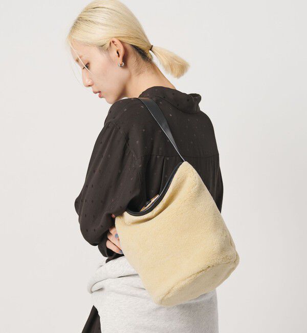 BEAUTY&YOUTH UNITED ARROWS「【別注】＜Folna＞トグル ムートンライク ワンショルダーバッグ」|ショルダー・メッセンジャー|