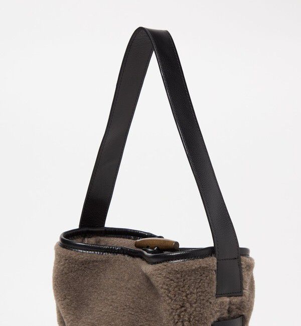 BEAUTY&YOUTH UNITED ARROWS「【別注】＜Folna＞トグル ムートンライク ワンショルダーバッグ」|ショルダー・メッセンジャー|